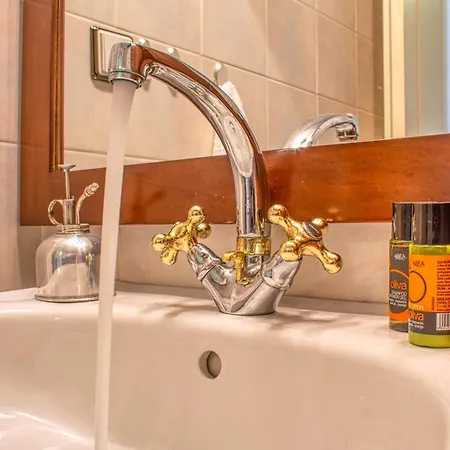 Chanialiving Venetian Luxury House-near Plaza Parking Casa vacanze *