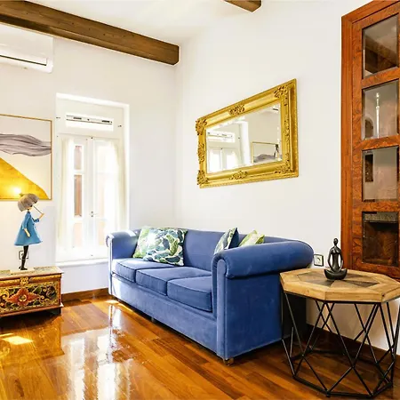 Casa vacanze Chanialiving Venetian Luxury House-near Plaza Parking *