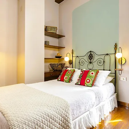 Casa vacanze Chanialiving Venetian Luxury House-near Plaza Parking *