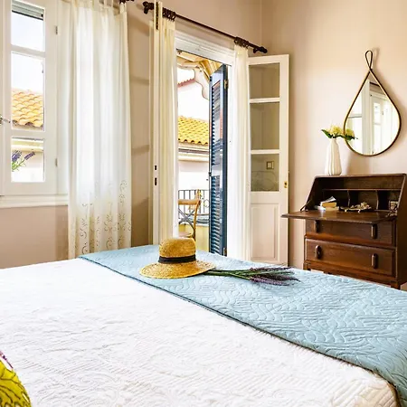 Casa vacanze Chanialiving Venetian Luxury House-near Plaza Parking